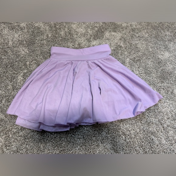 skort - Picture 3 of 3